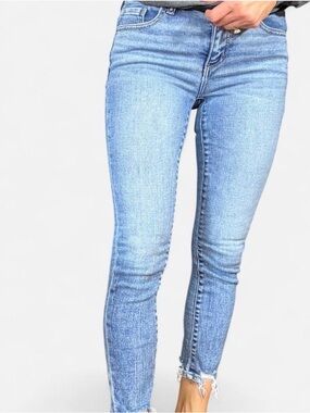 BKE Light Blue Women's Skinny Jeans